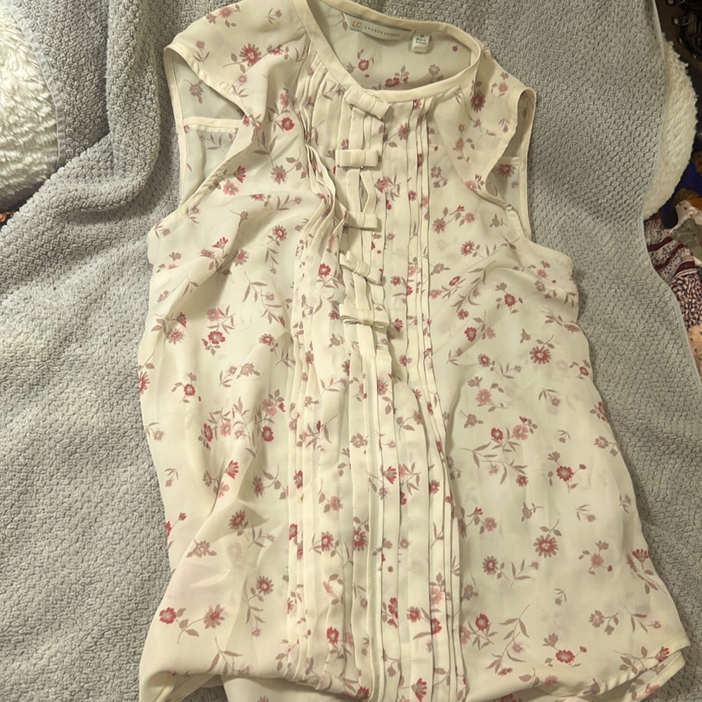 Lauren Conrad size medium dressy tank top